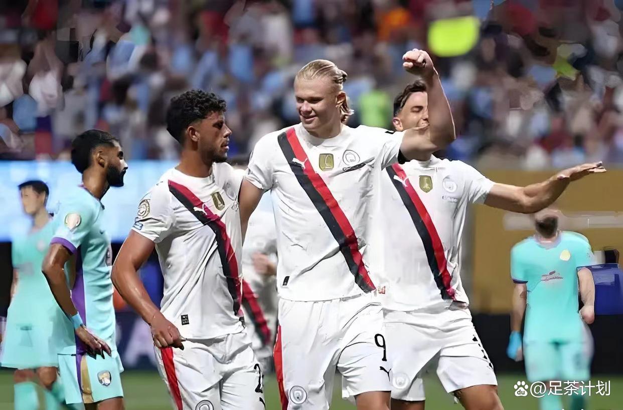 包含伊布刷新里程碑，利雅得新月决赛力克迈阿密热火，晋级概率达85％的词条